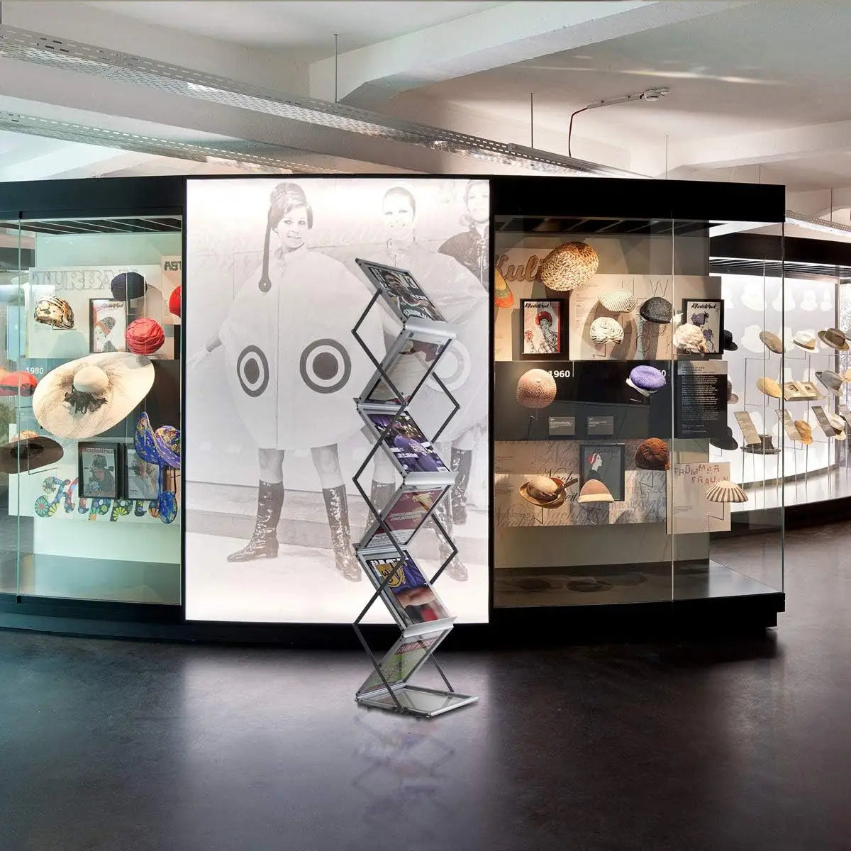 Foldable Aluminum Magazine Rack